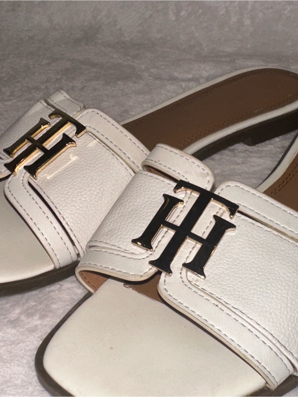 Tommy Hilfiger White Leather Slide Sandals with Gold HH Logo